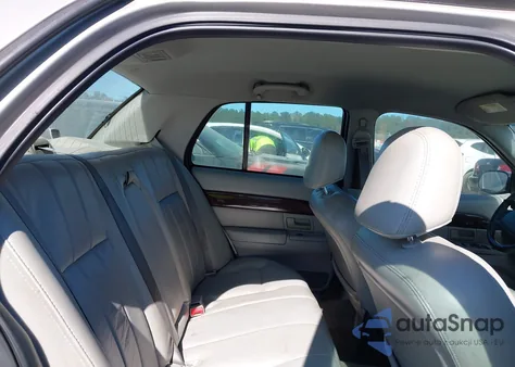 2004 Mercury Grand Marquis Ls z USA, uszkodzony, nr VIN 2MEFM75W54X604783